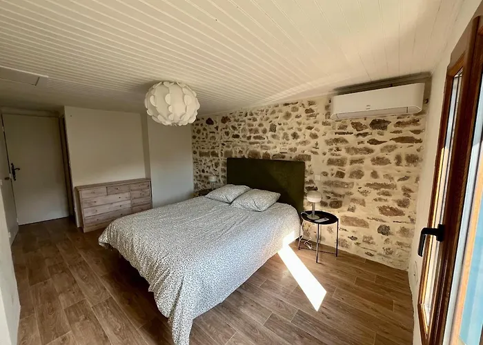 Charmante Maison Dans Un Hameau Paisible *